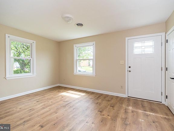 5th image of 626 Susquehanna Ave