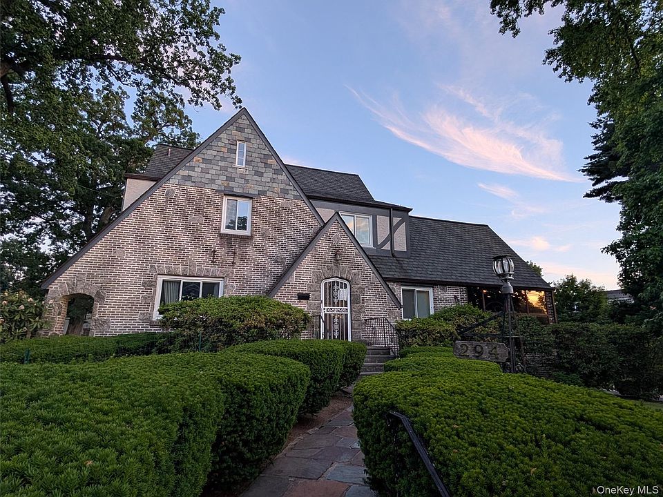 1st image of 294 Lincoln Avenue