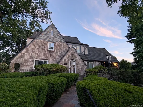294 Lincoln Avenue, New Rochelle, NY 10801