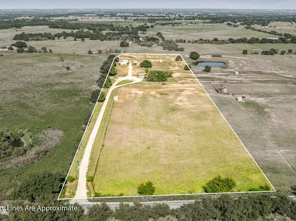 8142 County Road 417, Stephenville, TX 76401