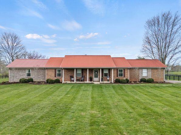1301 Muir Station Rd, Lexington, KY 40516