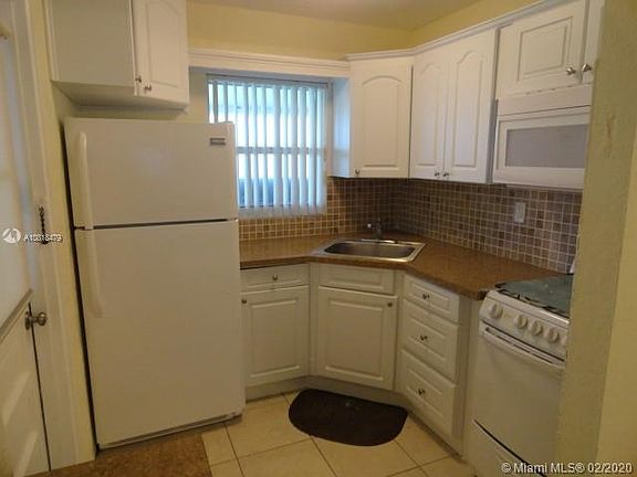 2nd image of 15375 Leisure Dr