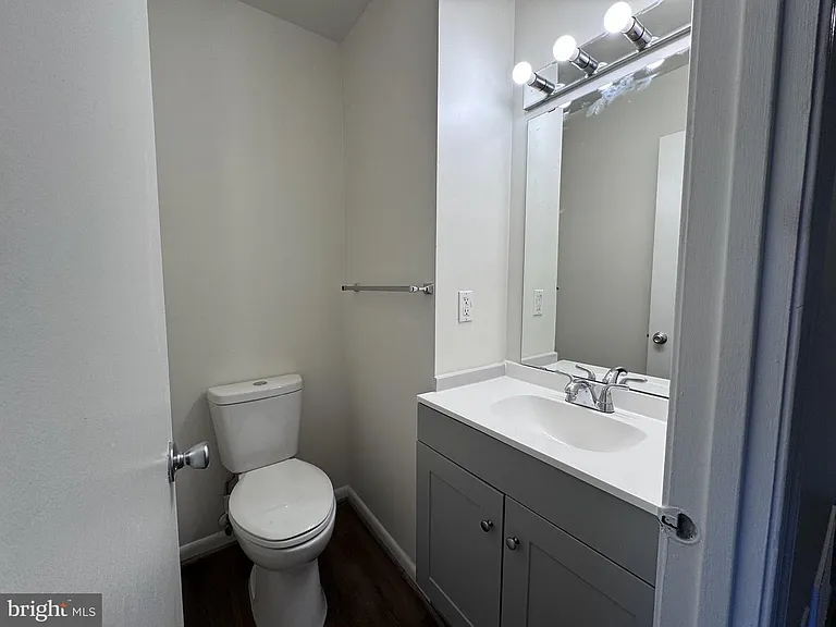 12335 Woodlawn Ct — Photo 5