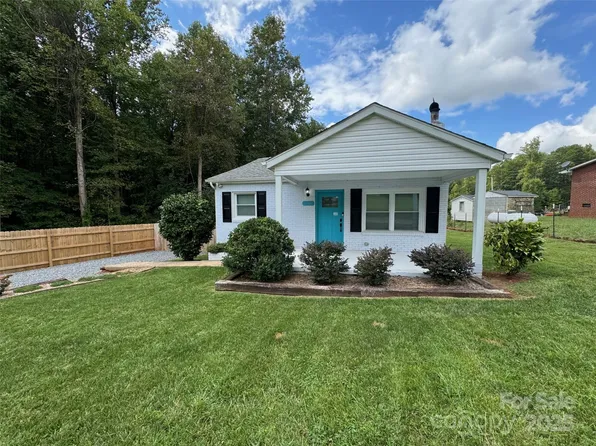318 Lake Montonia Rd, Kings Mountain, NC 28086