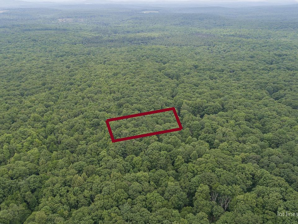 1st image of 31 Fawn Dr
