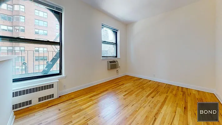 Rented by Bond New York | media 12