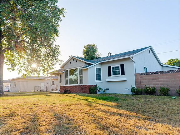 2nd image of 2129 W Cerritos Ave