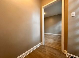 1824 W 22nd Pl APT 1F, Chicago, IL 60608