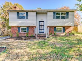 4803 Fairlake Ln, Glen Allen, VA 23060