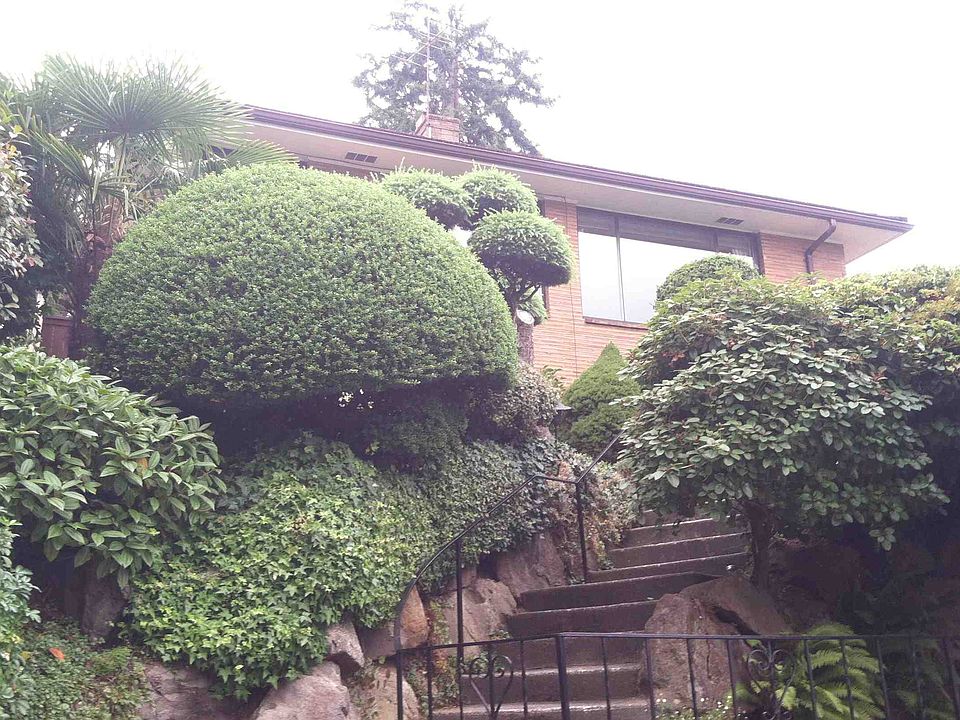 2nd image of 7355 56th Ave NE