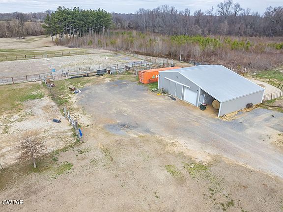 12th image of 2656 Curve Woodville Rd