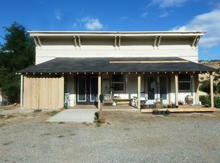 15508 Hornbrook Rd, Hornbrook, CA 96044