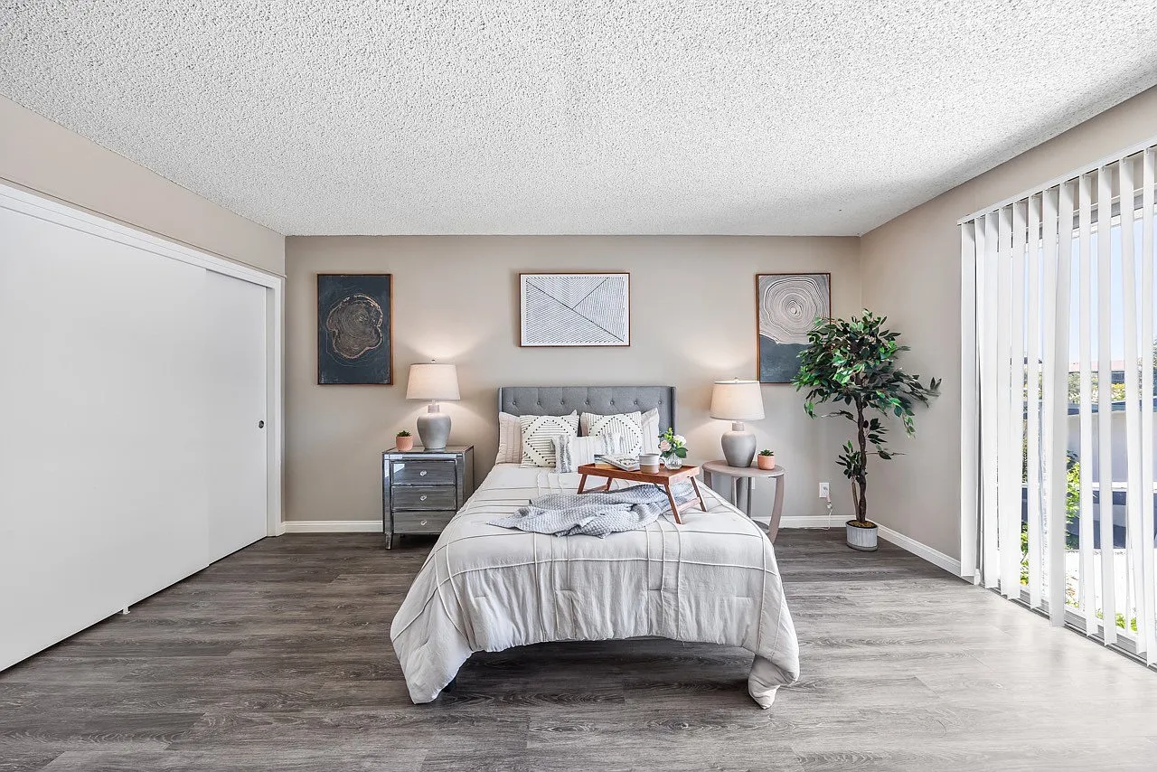 Sun City Gardens - 55+ Active Adult Apartments — Photo 4