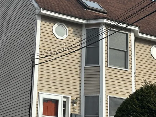 86 Belmont St #86, Lowell, MA 01851