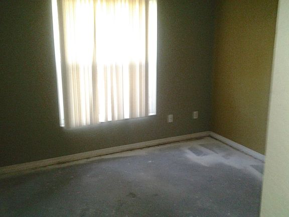 5th image of 242 Crabtree Ave