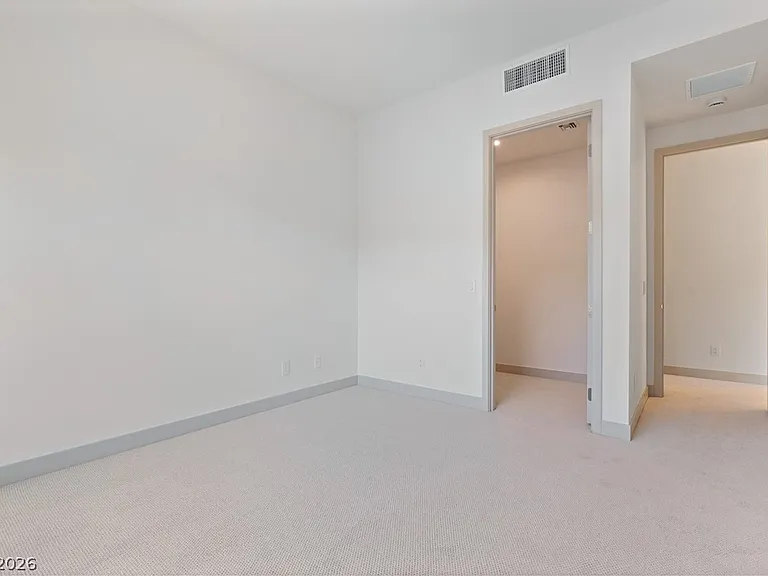 66 Lakefront Dr — Photo 43