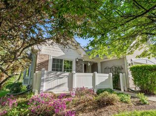 2800 N Southern Hills Dr, Wadsworth, IL 60083