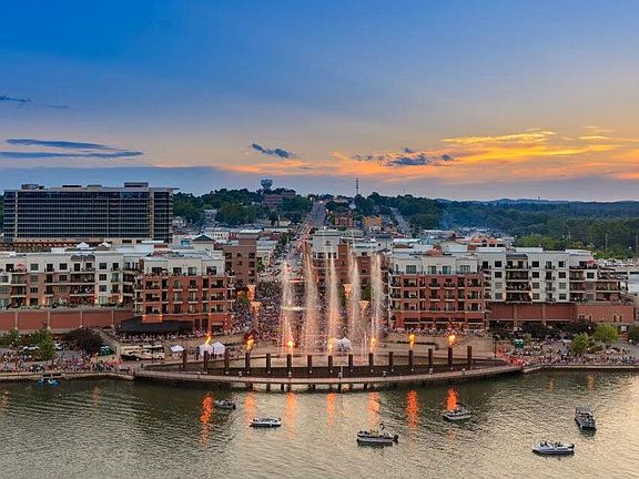 2nd image of 2506 A Branson Landing Boulevard