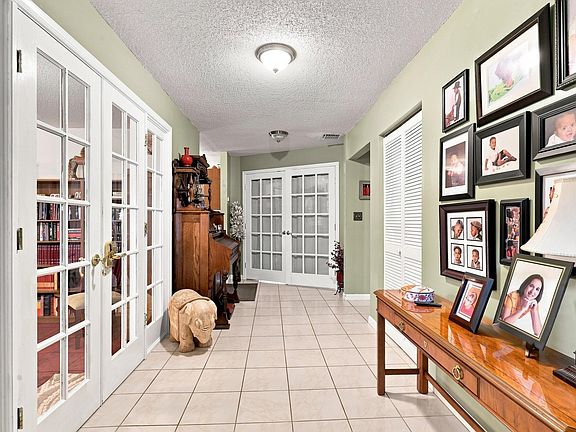 5th image of 12871 COMPTON Road