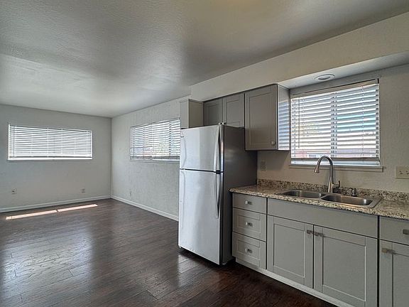 2nd image of 417 E Locust St APT 7