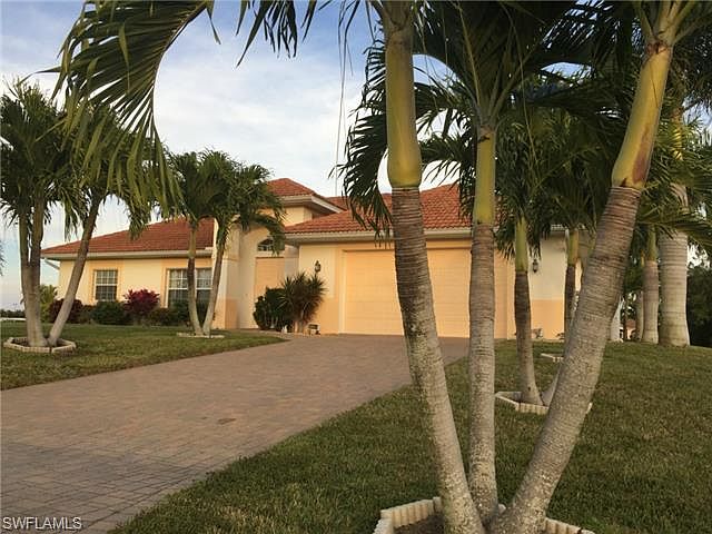 1st image of 129 NW 33rd Ave