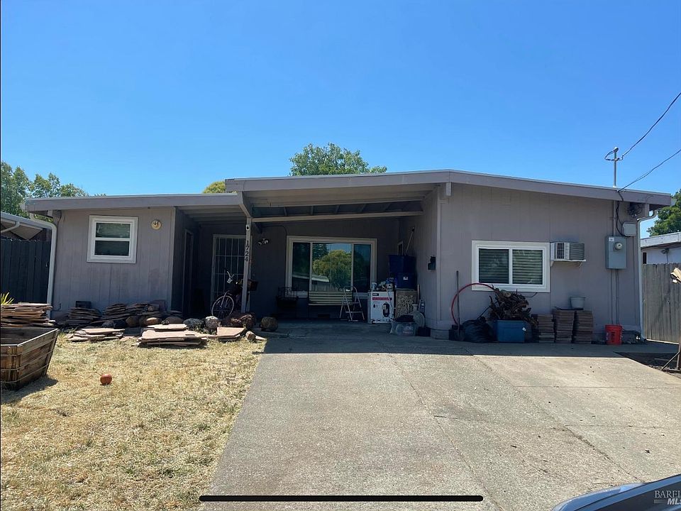 1724 Lockwood Dr, Ukiah, CA 95482 MLS 323046820 Zillow