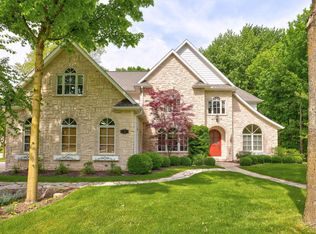 736 Maple Pkwy, Frankenmuth, MI 48734