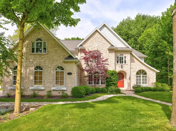 736 Maple Pkwy, Frankenmuth, MI 48734