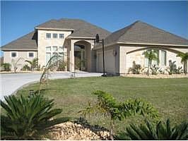 1st image of 2305 Horseshoe Cir