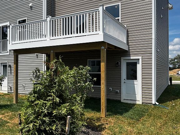2nd image of 103 Boone Ct