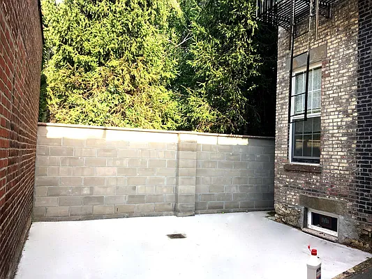 Rented by Apple Exclusive Realty Inc | media 14