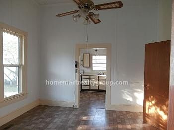 4th image of 302 W Pike St
