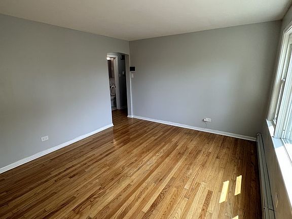 5th image of 8556 S Yates Blvd #1