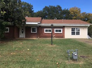 104 Woodrow Ave, Poteau, OK 74953