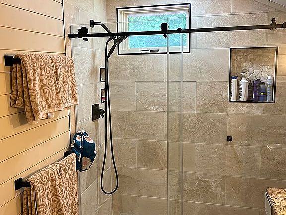 Main Bath shower