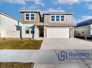 6690 W Windshear St, Meridian, ID 83646