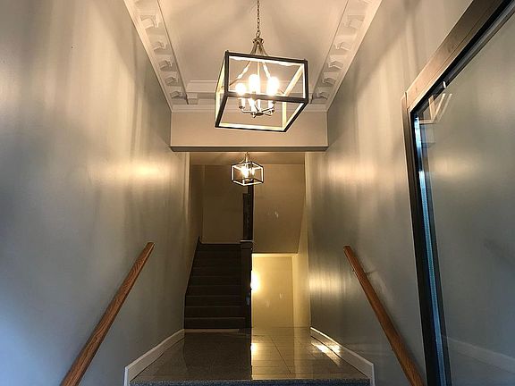 4th image of 5924 S King Dr APT 2N