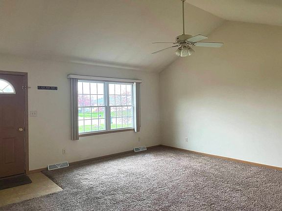 2nd image of 863 Covey Ln
