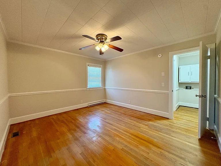 102 N Clarendon Dr — Photo 22
