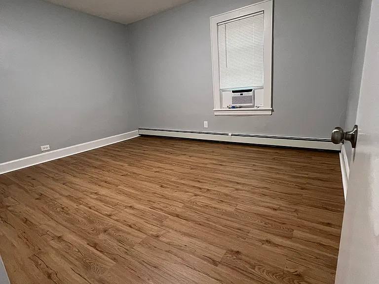 1860 Woodbridge Ave — Photo 10