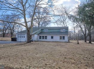 6092 N Worthington Rd, Doylestown, PA 18902