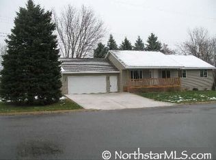 520 Railroad St NW, Silver Lake, MN 55381