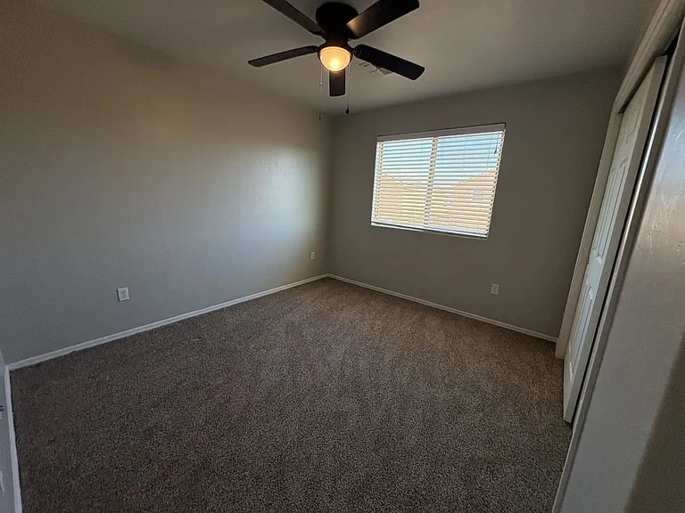 475 W Corte Calzaita — Photo 40