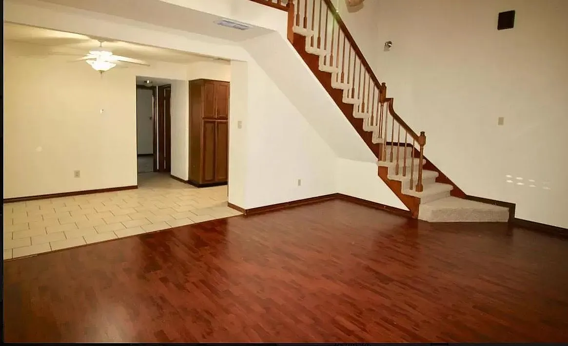 2 bed, 1200 sqft, $1,325 — Photo 2