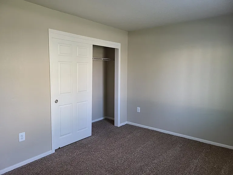 Grandview Meadows — Photo 9