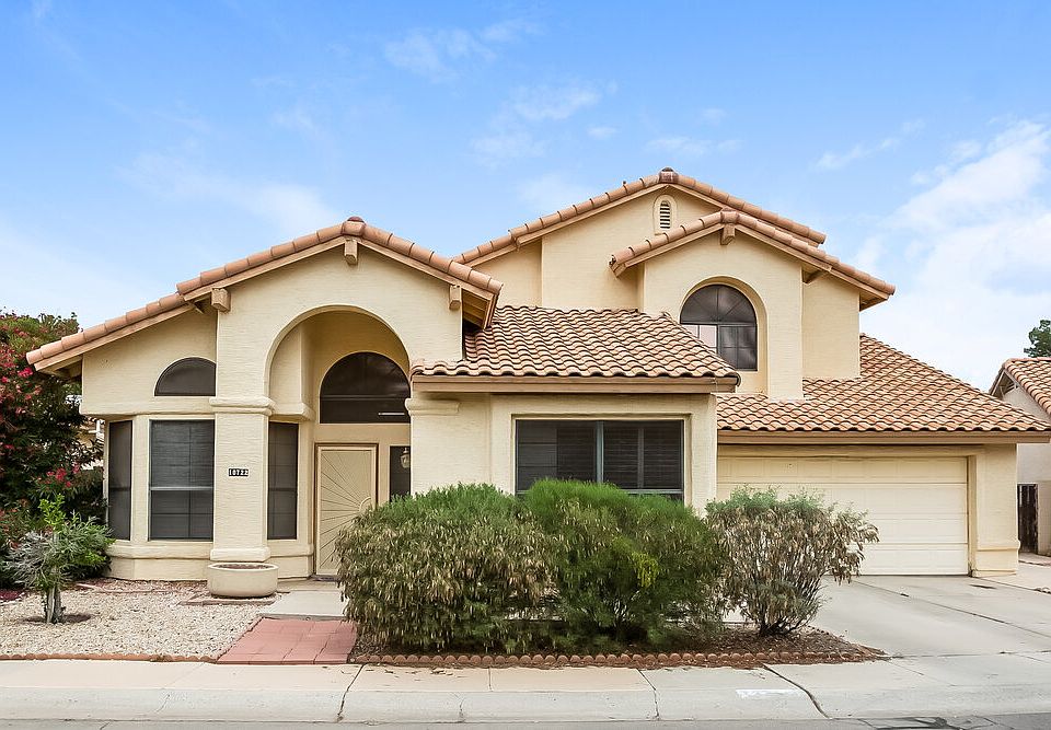 1st image of 10722 W Clover Way
