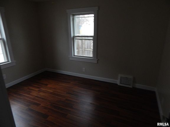 4th image of 1205 W Hanssler Pl