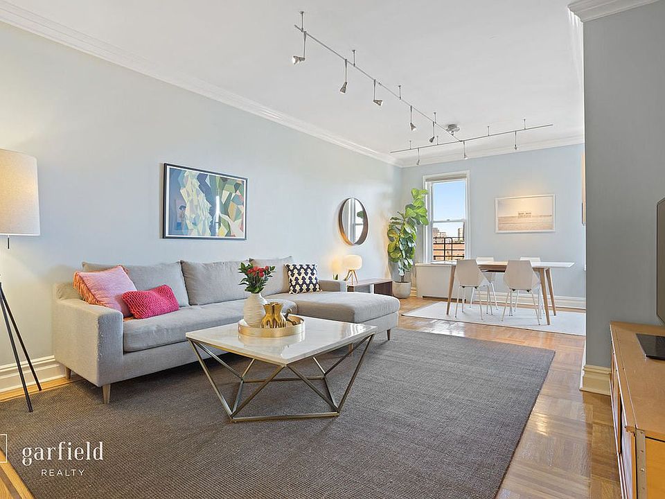 1st image of 20 Plaza St E APT F6
