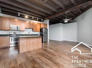 4133 W Belmont Ave #4, Chicago, IL 60641