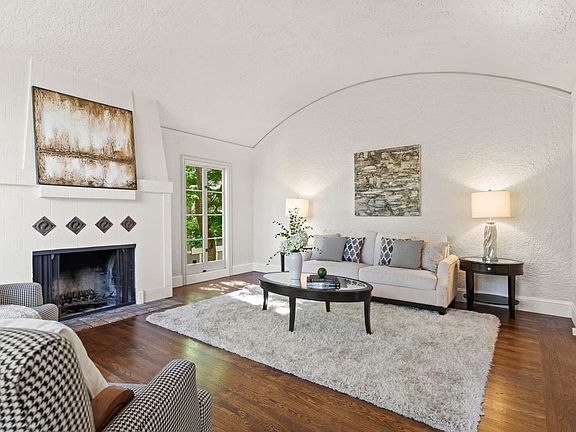 5th image of 769 Crescent Ave